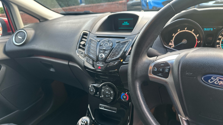 Ford Fiesta 1.0 EcoBoost Zetec 5dr Petrol Hatchback